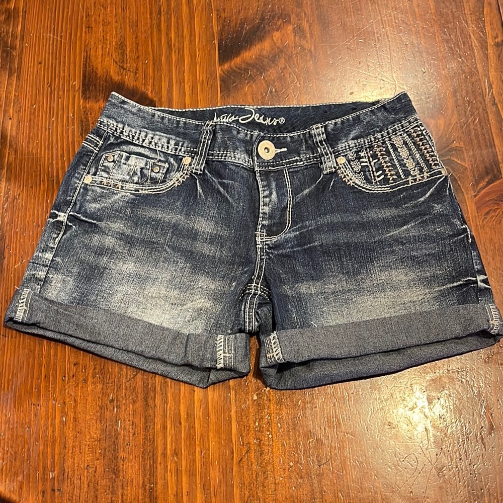 Ariya shorts